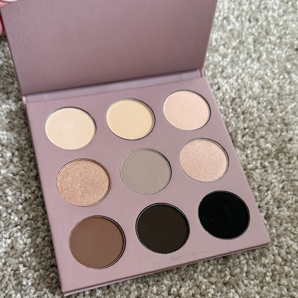 Cargo Classic Matte and Shimmer Eyeshadow Palette